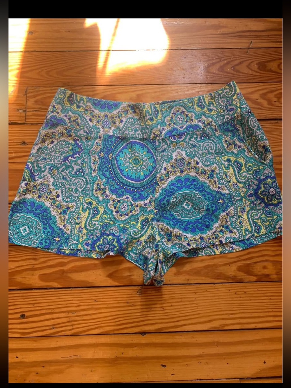 Alice & Trixie Blue Green Paisley High-Waist Shorts